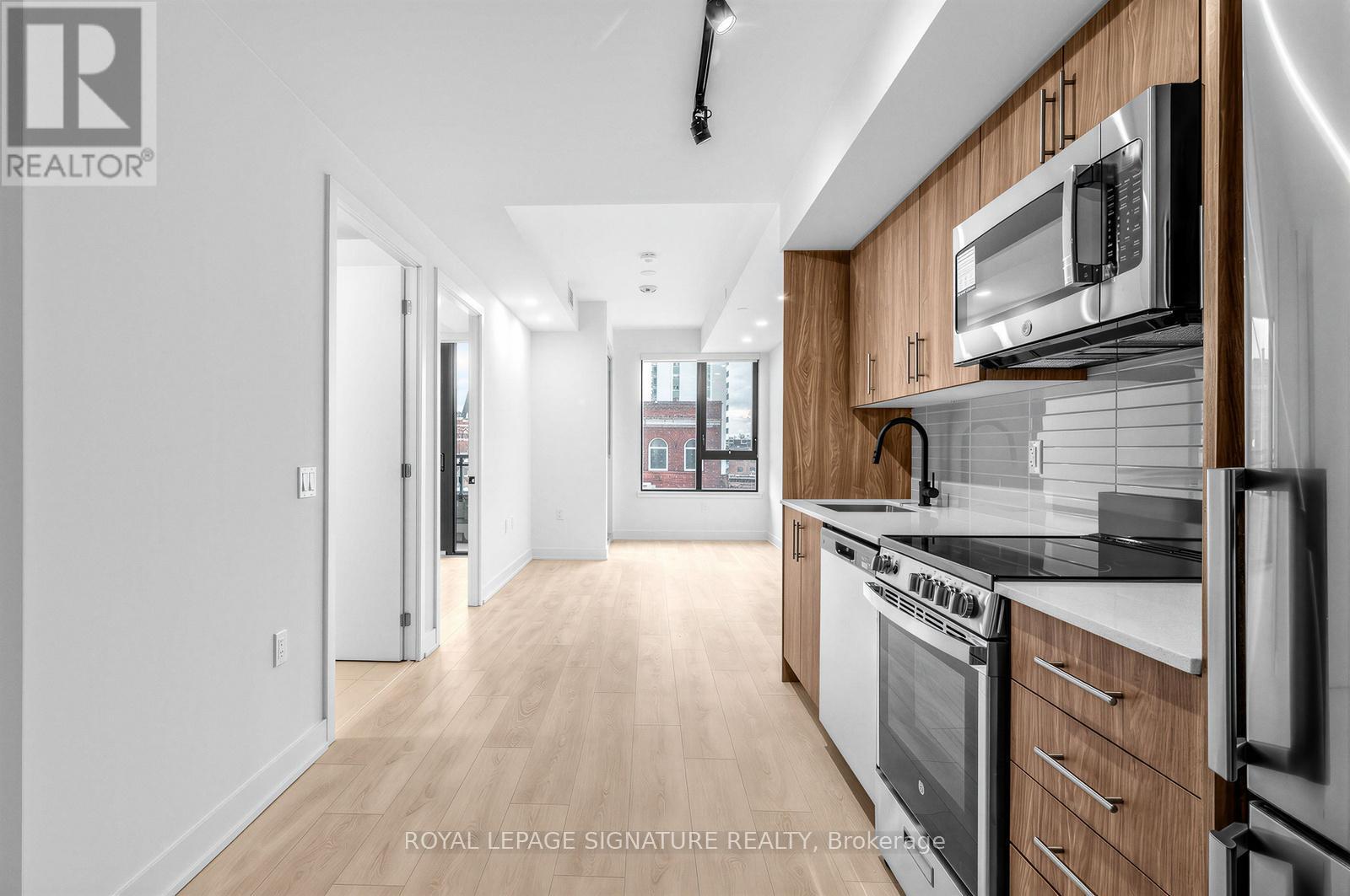 307 - 758 Dovercourt Road, Toronto, Ontario  M6H 2X2 - Photo 8 - W12783086