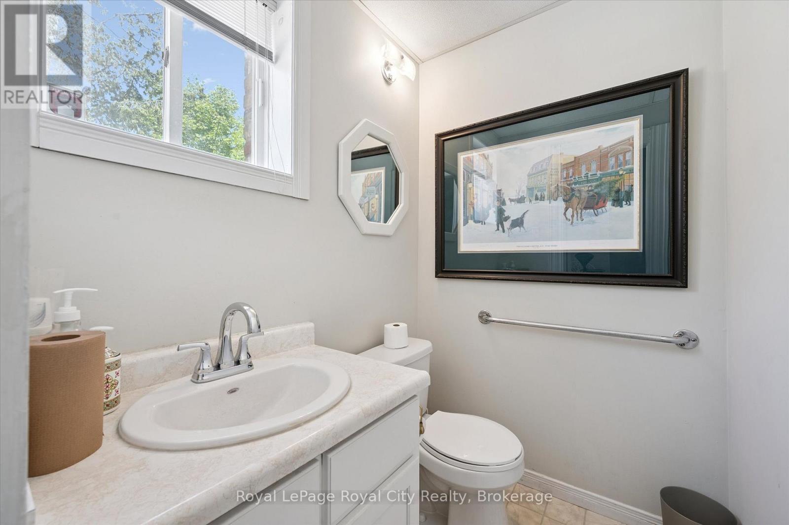 363 Woolwich Street, Guelph, Ontario  N1H 3W4 - Photo 10 - X12712978