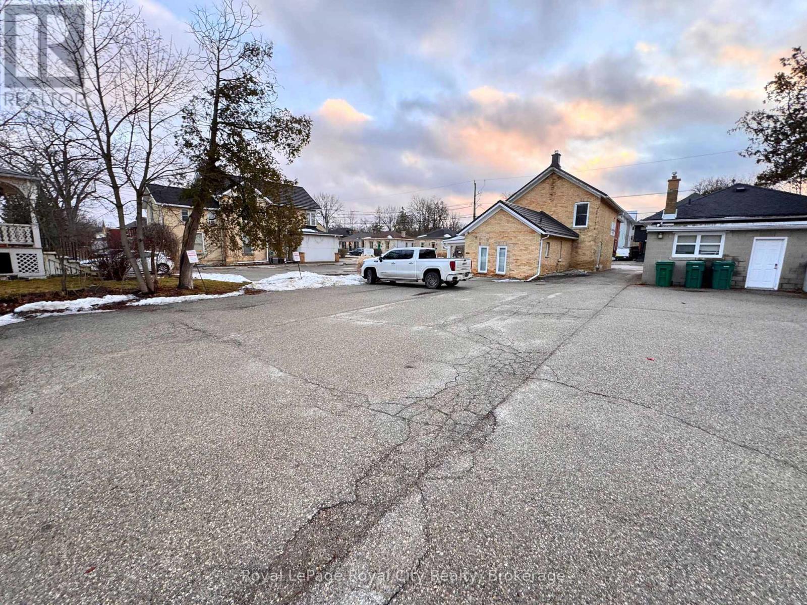 363 Woolwich Street, Guelph, Ontario  N1H 3W4 - Photo 28 - X12712978