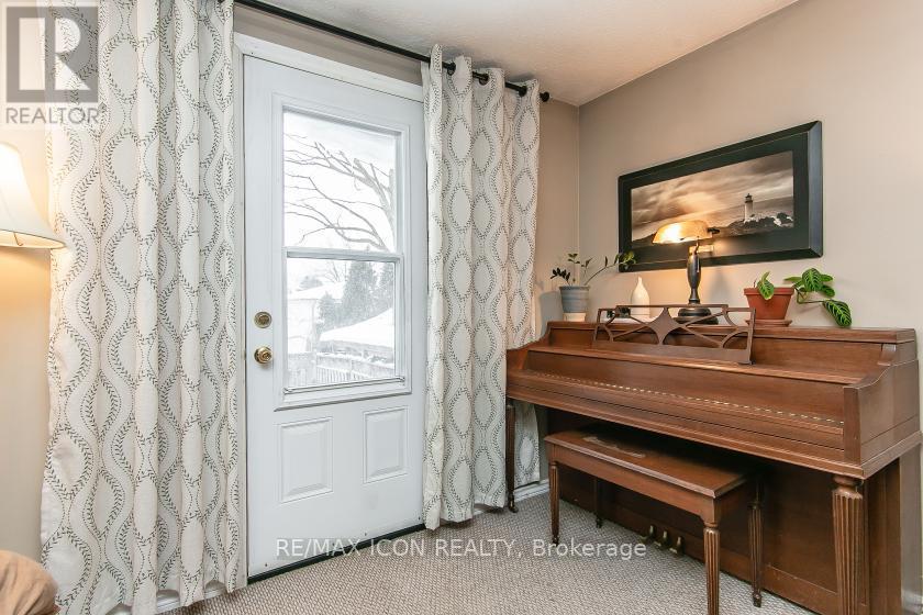 528 Whitelaw Road, Guelph, Ontario  N1K 1A2 - Photo 12 - X12782948