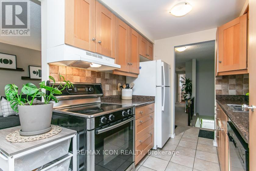 528 Whitelaw Road, Guelph, Ontario  N1K 1A2 - Photo 7 - X12782948