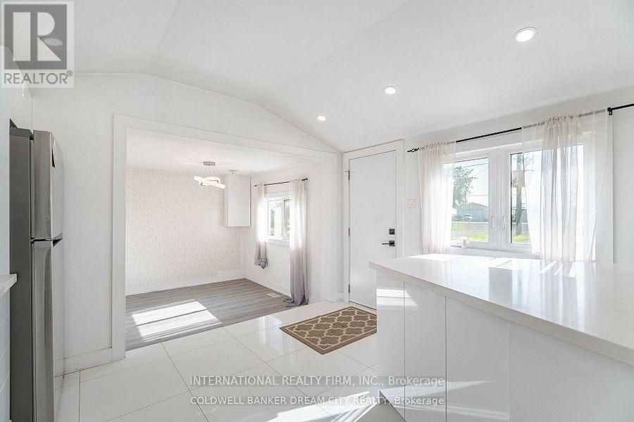 3691 Highway 6, Haldimand, Ontario  N0A 1H0 - Photo 6 - X12782976