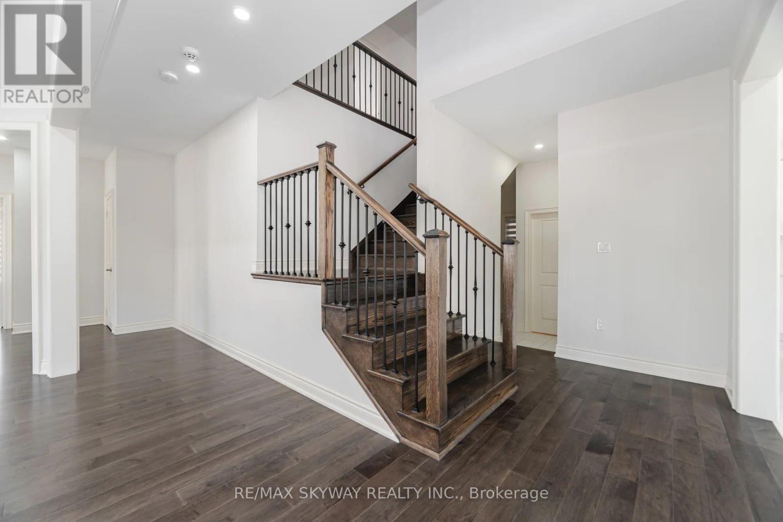 68 Pond View Gate, Hamilton, Ontario  L8B 2A1 - Photo 21 - X12783000