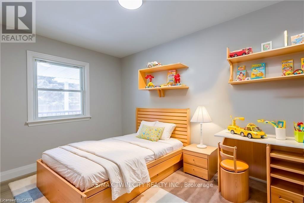 34 Close Avenue, Cambridge, Ontario  N1R 2R6 - Photo 21 - X12783080