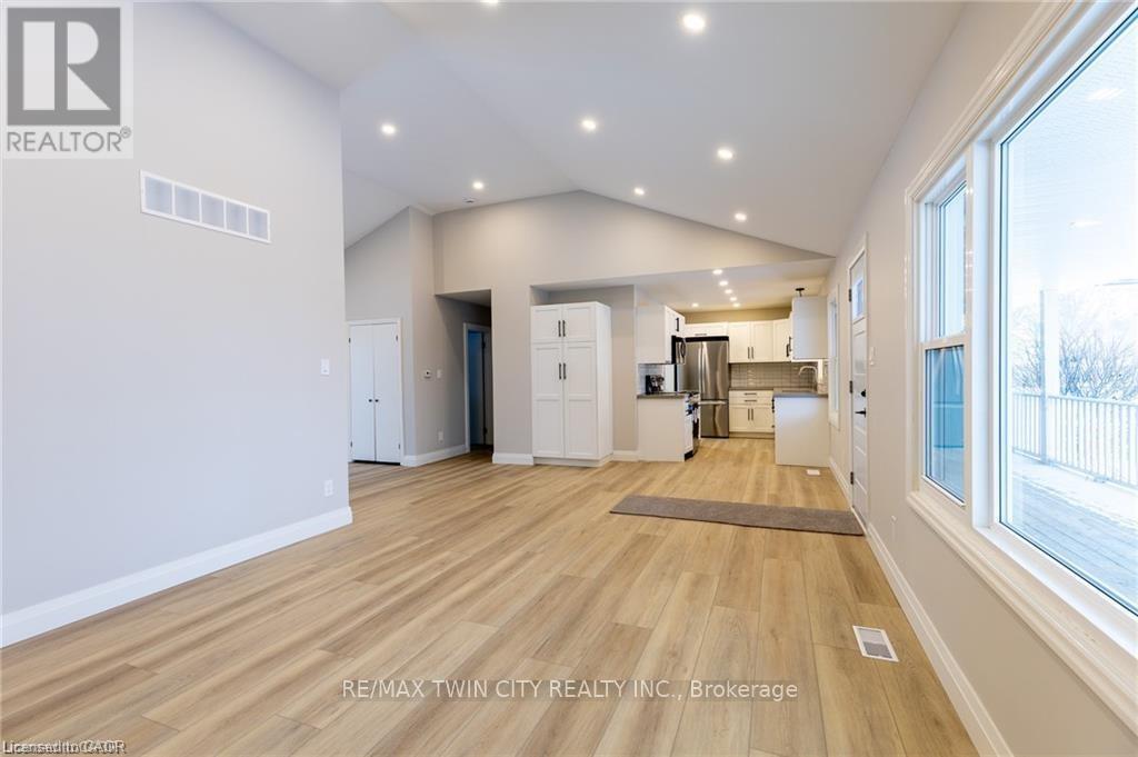 34 Close Avenue, Cambridge, Ontario  N1R 2R6 - Photo 26 - X12783080