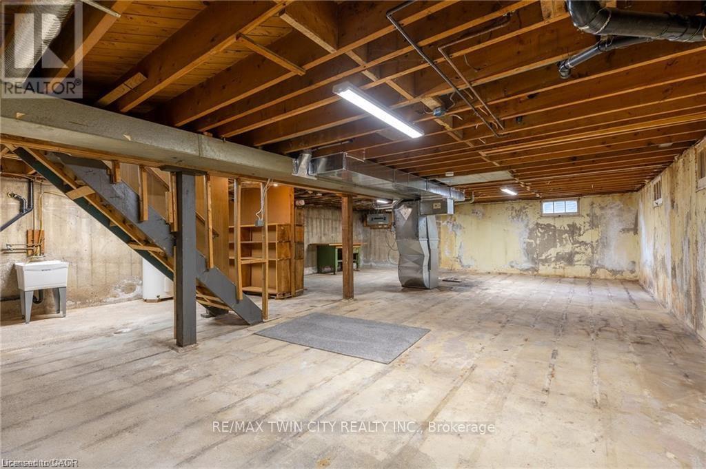 34 Close Avenue, Cambridge, Ontario  N1R 2R6 - Photo 33 - X12783080