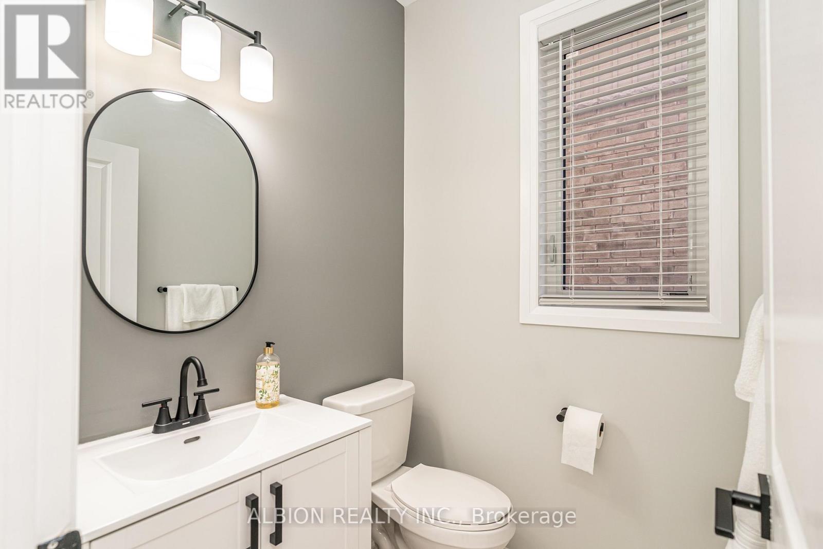 37 Donnan Drive, New Tecumseth, Ontario  L0G 1W0 - Photo 18 - N12559370