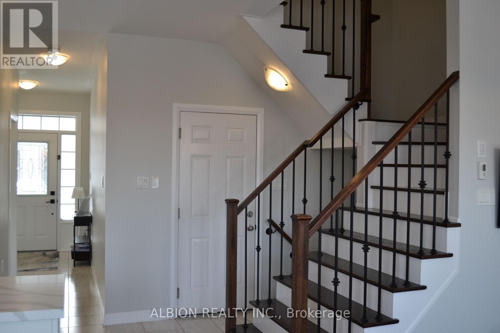 37 Donnan Drive, New Tecumseth, Ontario  L0G 1W0 - Photo 20 - N12559370