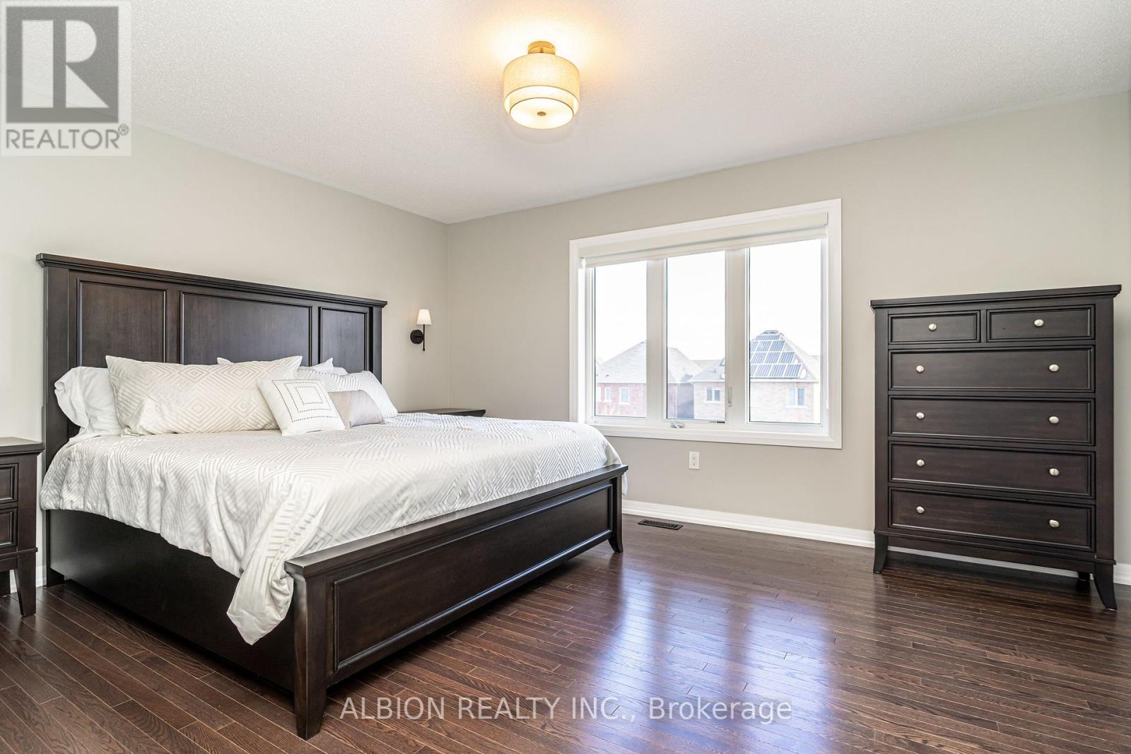 37 Donnan Drive, New Tecumseth, Ontario  L0G 1W0 - Photo 24 - N12559370