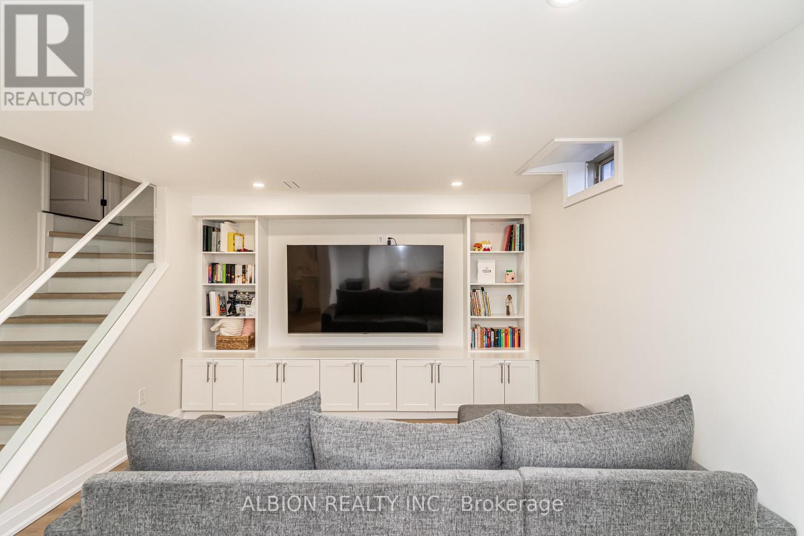 37 Donnan Drive, New Tecumseth, Ontario  L0G 1W0 - Photo 34 - N12559370