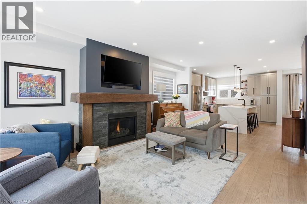 49 Brucedale Avenue E, Hamilton, Ontario  L9A 1N2 - Photo 4 - 40804821