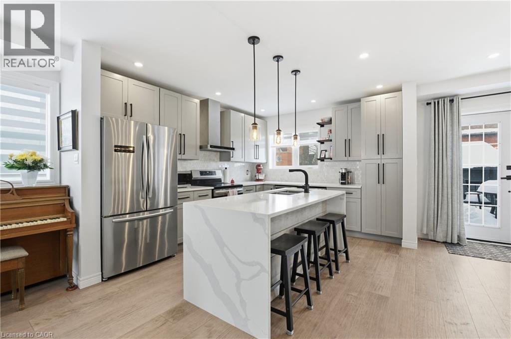 49 Brucedale Avenue E, Hamilton, Ontario  L9A 1N2 - Photo 5 - 40804821