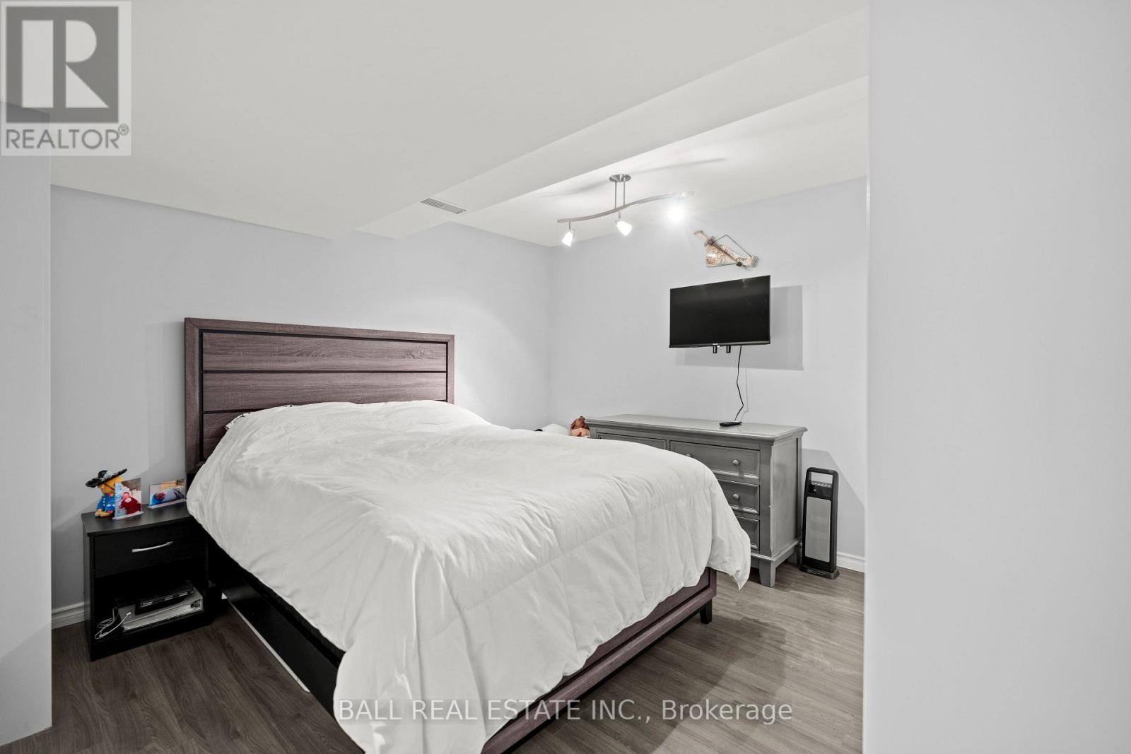 1104 Tillison Avenue, Cobourg, Ontario  K9A 5N4 - Photo 35 - X12783224