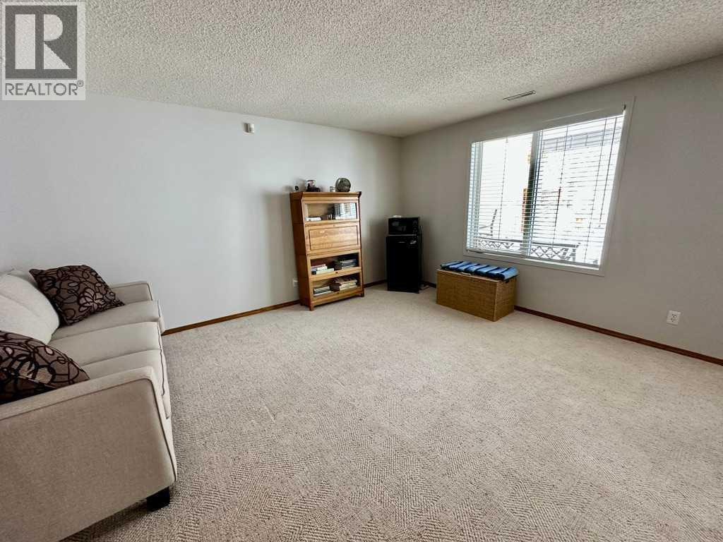 211 Canyon Boulevard W, Lethbridge, Alberta  T1K 6V1 - Photo 15 - A2279135