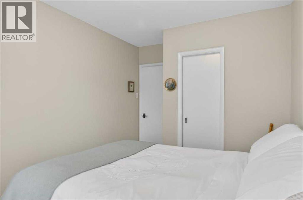 2808 35 Street Sw, Calgary, Alberta  T3E 2Y5 - Photo 21 - A2272557