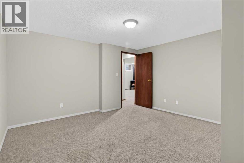 2808 35 Street Sw, Calgary, Alberta  T3E 2Y5 - Photo 32 - A2272557