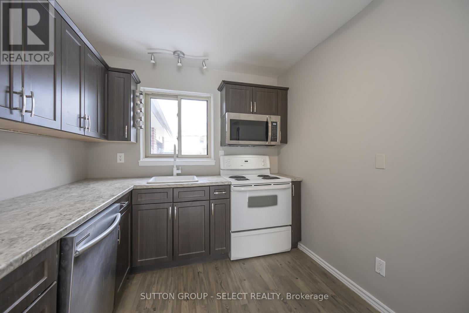 12 - 971 Adelaide Street S, London South, Ontario  N6E 2H3 - Photo 10 - X12783274