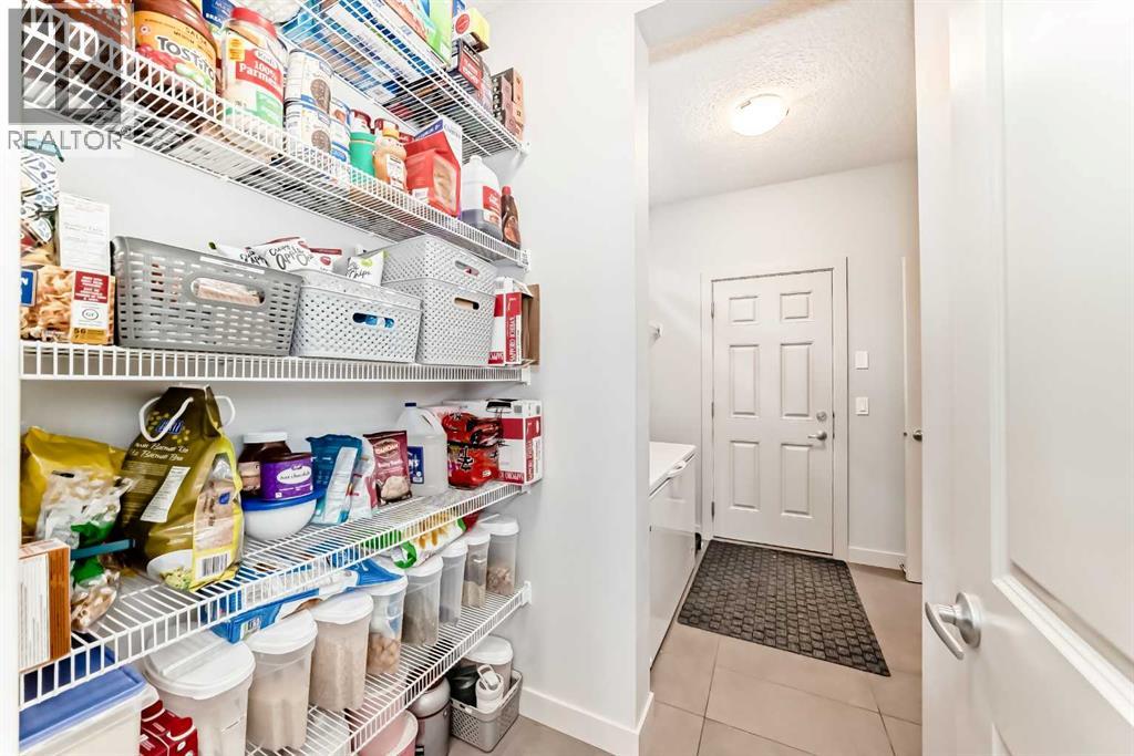 743 Shawnee Drive Sw, Calgary, Alberta  T2Y 1V6 - Photo 18 - A2280458