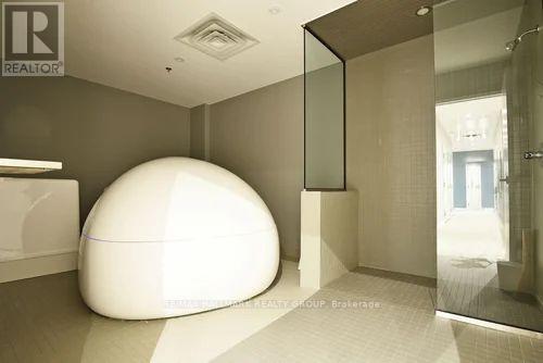 5 - 464 Bank Street, Ottawa, Ontario  K2P 1Z3 - Photo 2 - X12783222