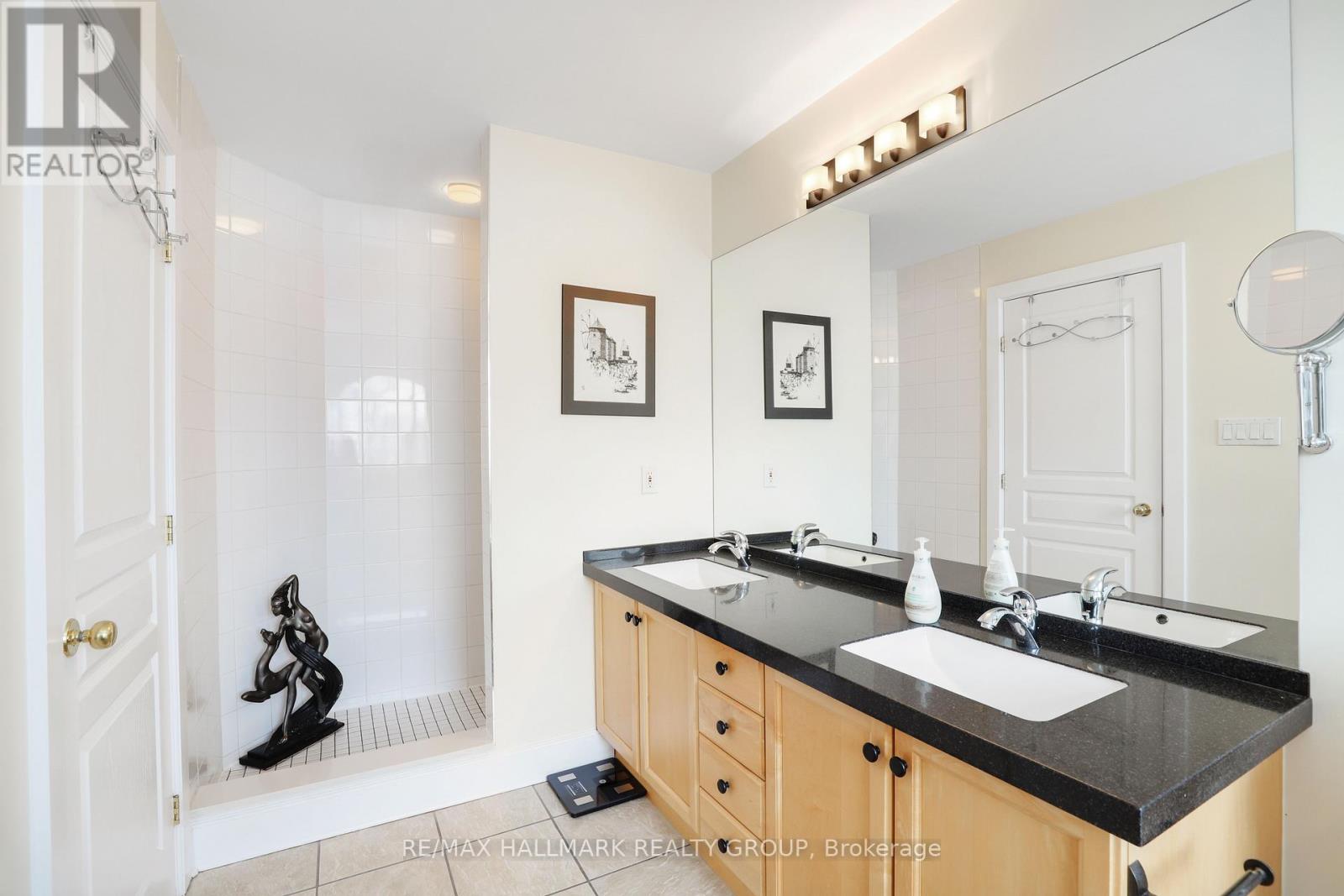 5 Nautica Private Private, Ottawa, Ontario  K2H 1E5 - Photo 29 - X12783256