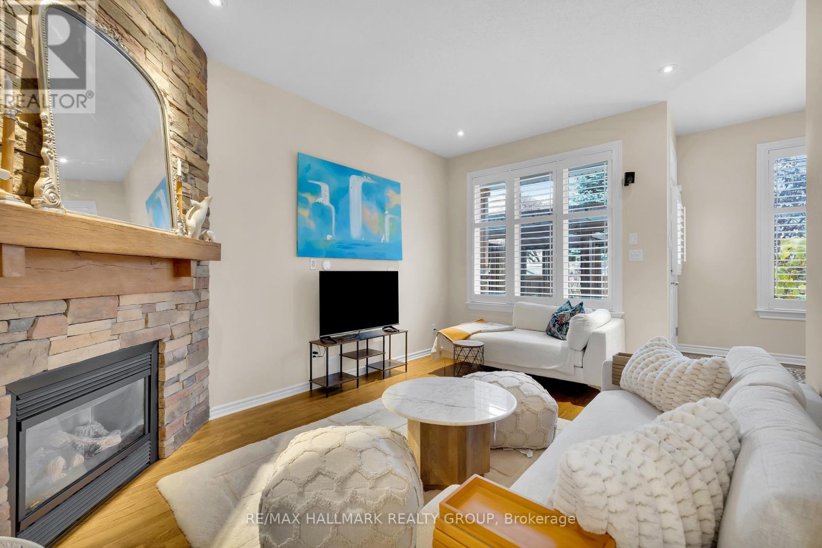 10 Friendly Crescent, Ottawa, Ontario  K2S 2B6 - Photo 11 - X12783264