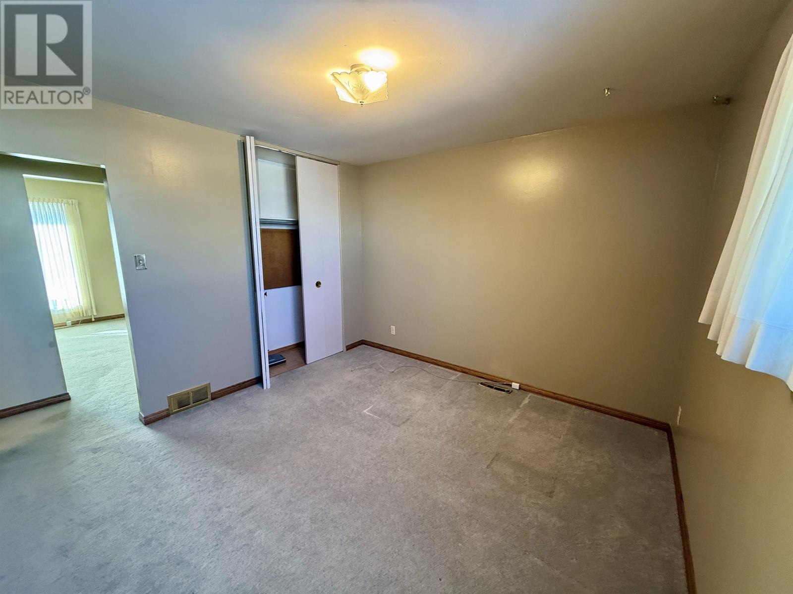 2605 Woodlawn Ave, Thunder Bay, Ontario  P7C 2A2 - Photo 9 - TB2600214