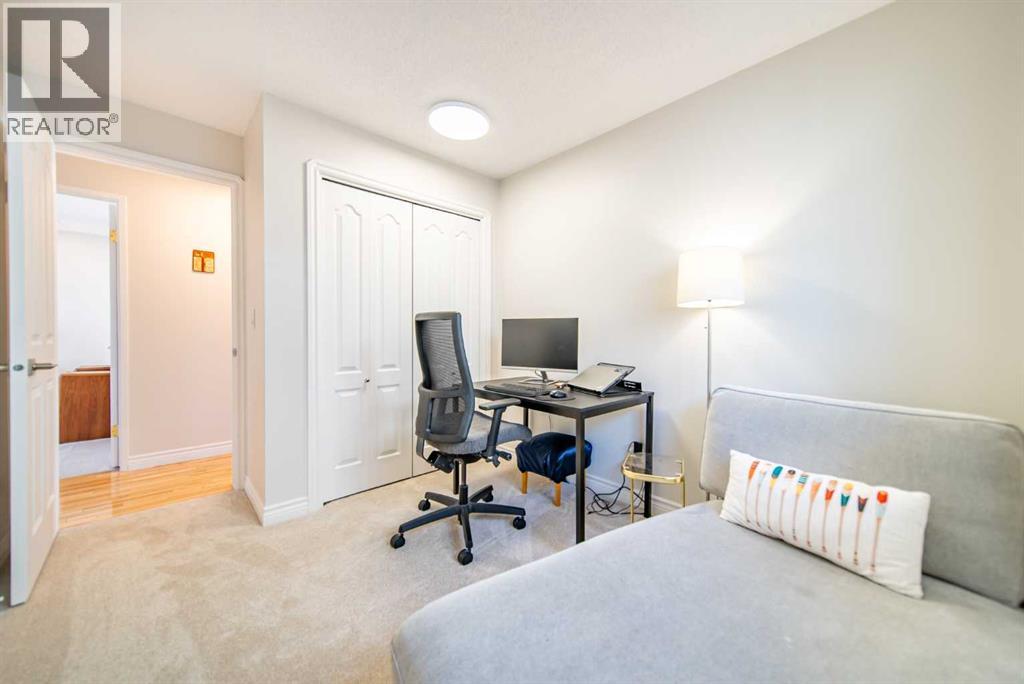 4 Cedargrove Road Sw, Calgary, Alberta  T2W 4T9 - Photo 21 - A2283112