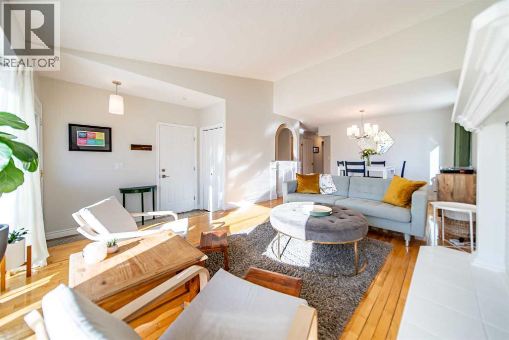 4 Cedargrove Road Sw, Calgary, Alberta  T2W 4T9 - Photo 9 - A2283112