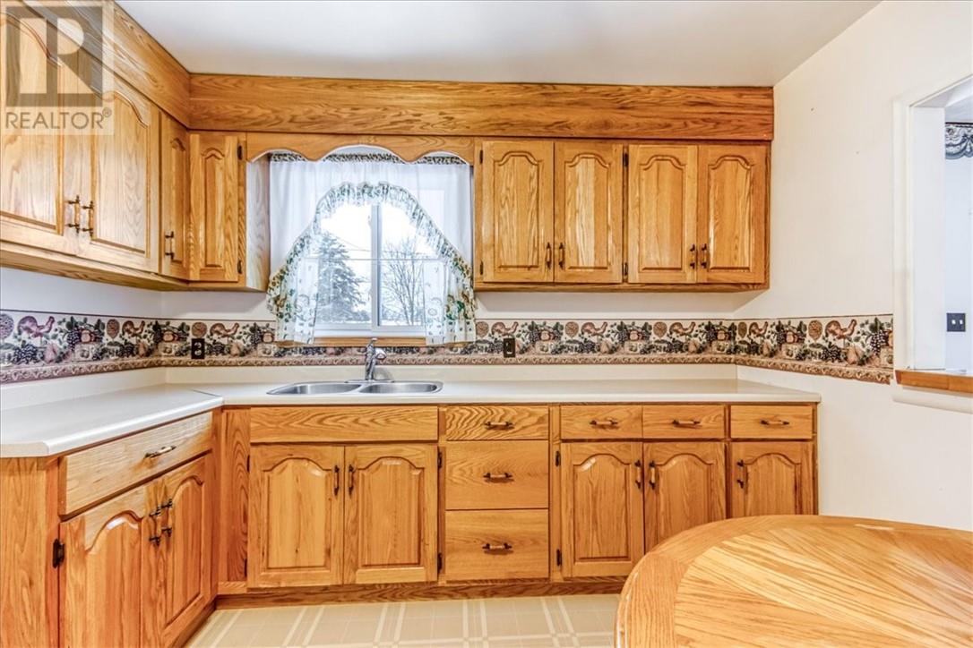 80 Sturgeon Street, Dowling, Ontario  P0M 1R0 - Photo 17 - 2126420