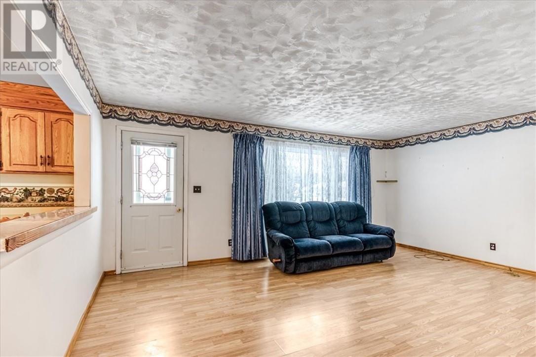 80 Sturgeon Street, Dowling, Ontario  P0M 1R0 - Photo 22 - 2126420