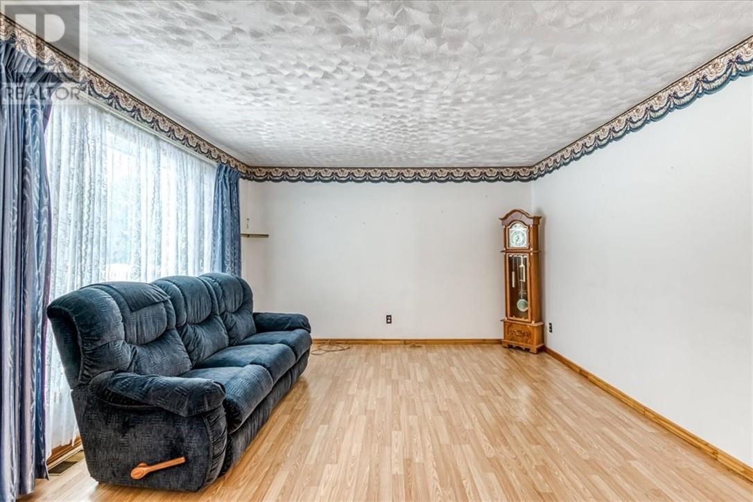 80 Sturgeon Street, Dowling, Ontario  P0M 1R0 - Photo 23 - 2126420