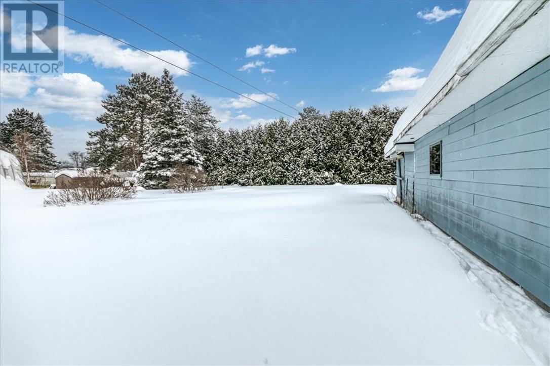 80 Sturgeon Street, Dowling, Ontario  P0M 1R0 - Photo 9 - 2126420