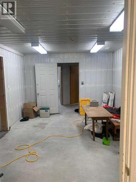 7 Co-Op Road, Didsbury, Alberta  T0M 0A2 - Photo 2 - A2280095