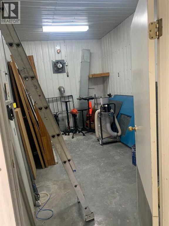 7 Co-Op Road, Didsbury, Alberta  T0M 0A2 - Photo 17 - A2280095