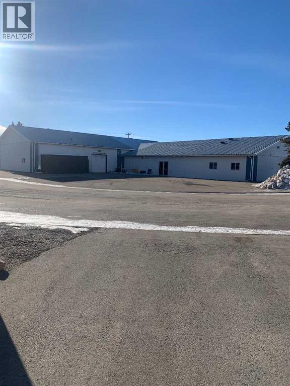 7 Co-op Road, Didsbury, Alberta