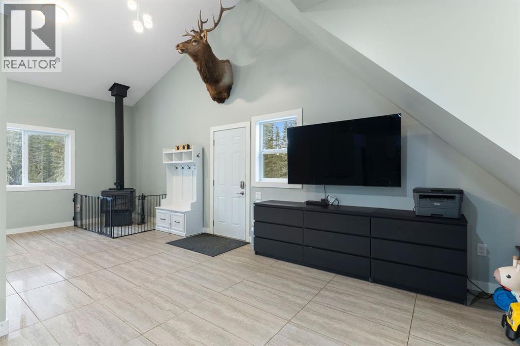 264033 Jamieson Road, Rural Bighorn No. 8, Alberta  T0L 1N0 - Photo 4 - A2284565