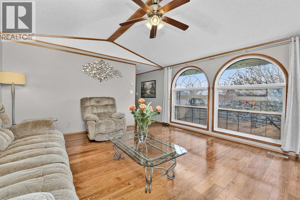 2 Doubletree Way, Strathmore, Alberta  T1P 1M8 - Photo 14 - A2285698