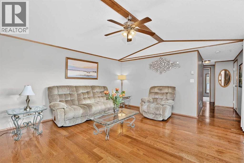 2 Doubletree Way, Strathmore, Alberta  T1P 1M8 - Photo 10 - A2285698