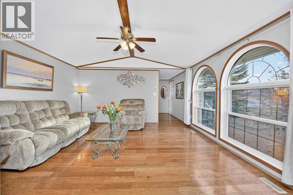 2 Doubletree Way, Strathmore, Alberta  T1P 1M8 - Photo 9 - A2285698