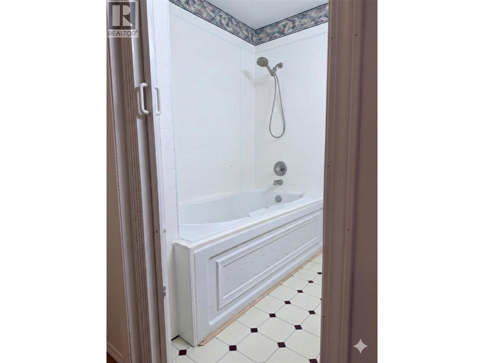 705 11th Street S, Cranbrook, British Columbia  V1C 5J8 - Photo 17 - 10375721