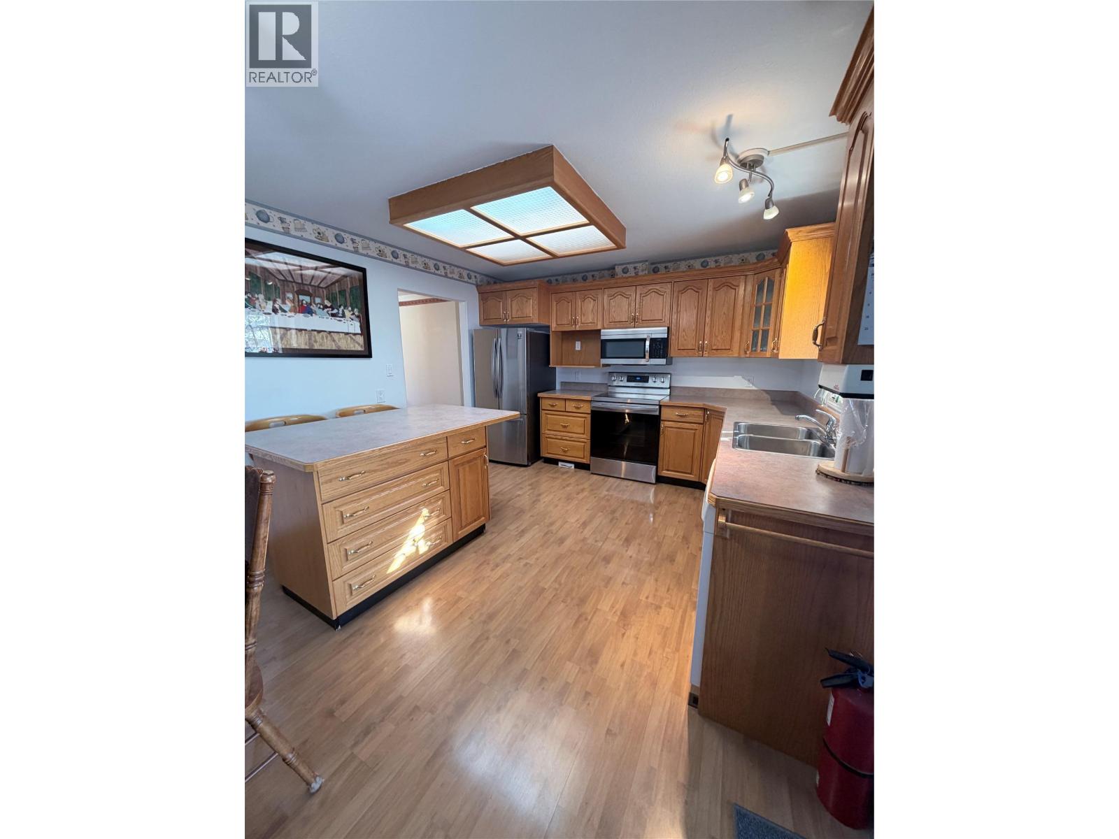 705 11th Street S, Cranbrook, British Columbia  V1C 5J8 - Photo 10 - 10375721