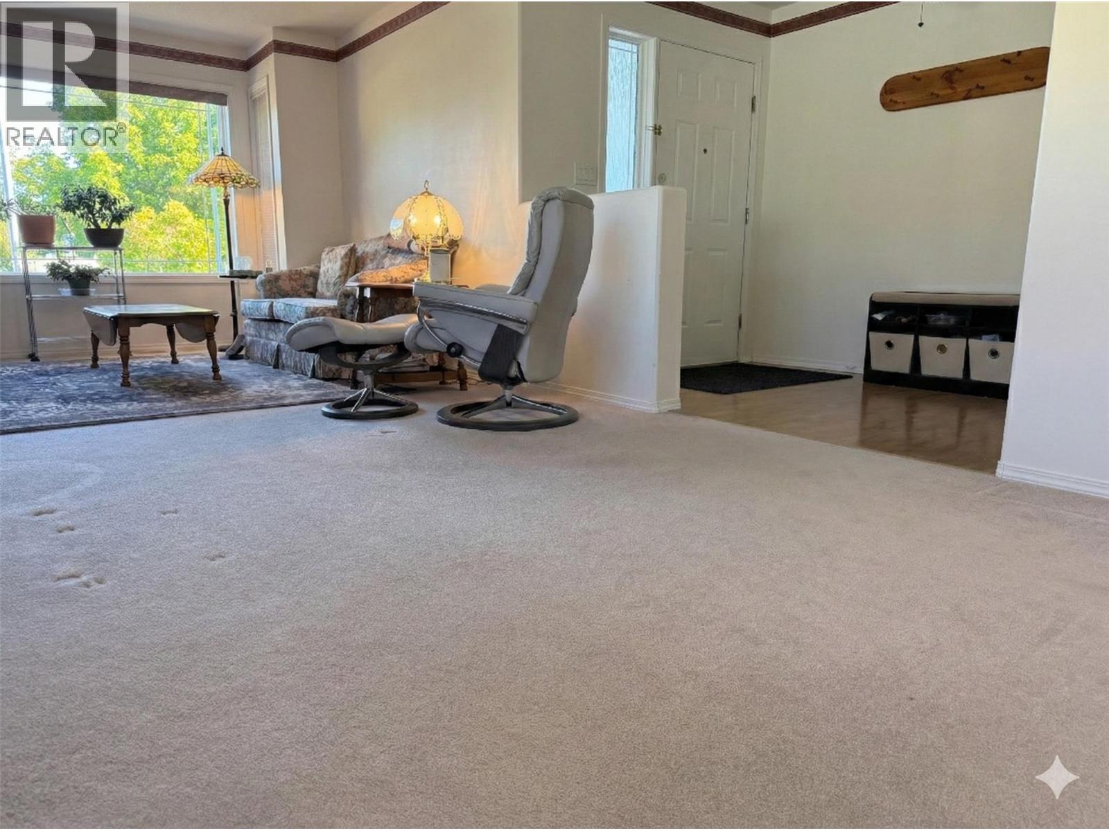 705 11th Street S, Cranbrook, British Columbia  V1C 5J8 - Photo 8 - 10375721