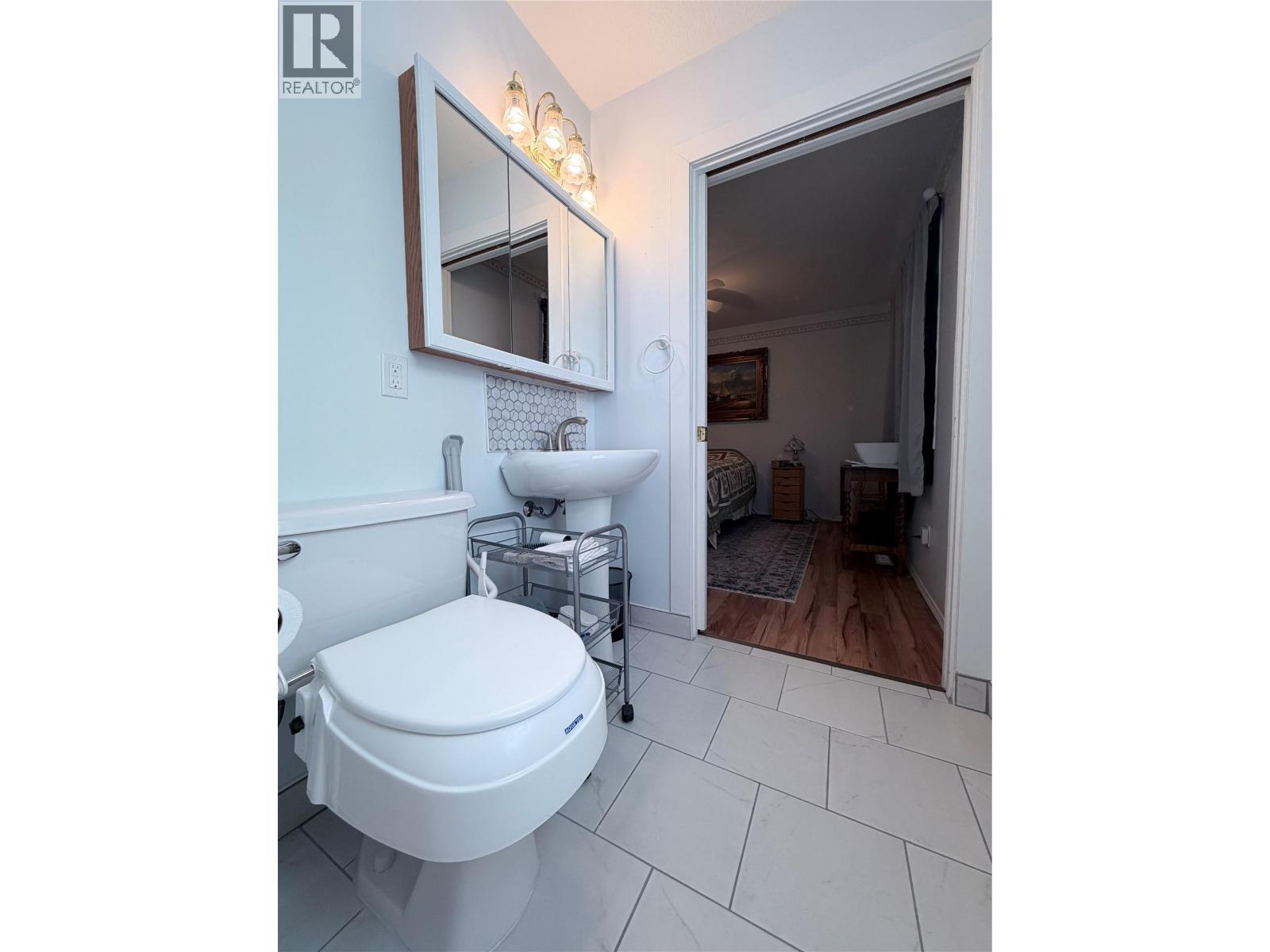 705 11th Street S, Cranbrook, British Columbia  V1C 5J8 - Photo 22 - 10375721