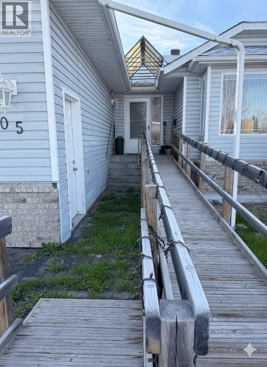 705 11th Street S, Cranbrook, British Columbia  V1C 5J8 - Photo 47 - 10375721