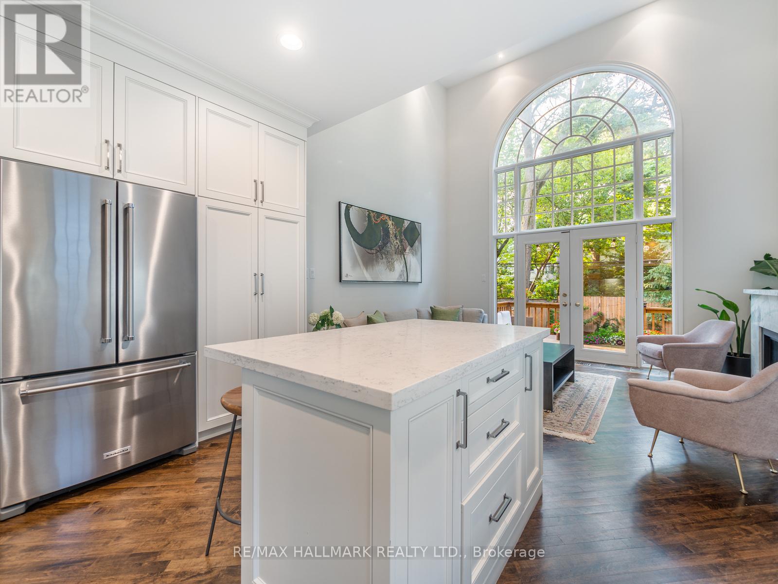 74 Macpherson Avenue, Toronto, Ontario  M5R 1W8 - Photo 16 - C12783184