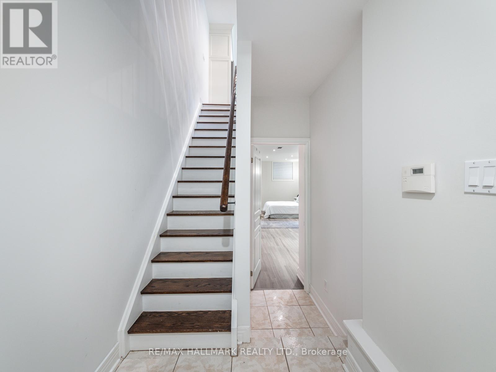 74 Macpherson Avenue, Toronto, Ontario  M5R 1W8 - Photo 39 - C12783184