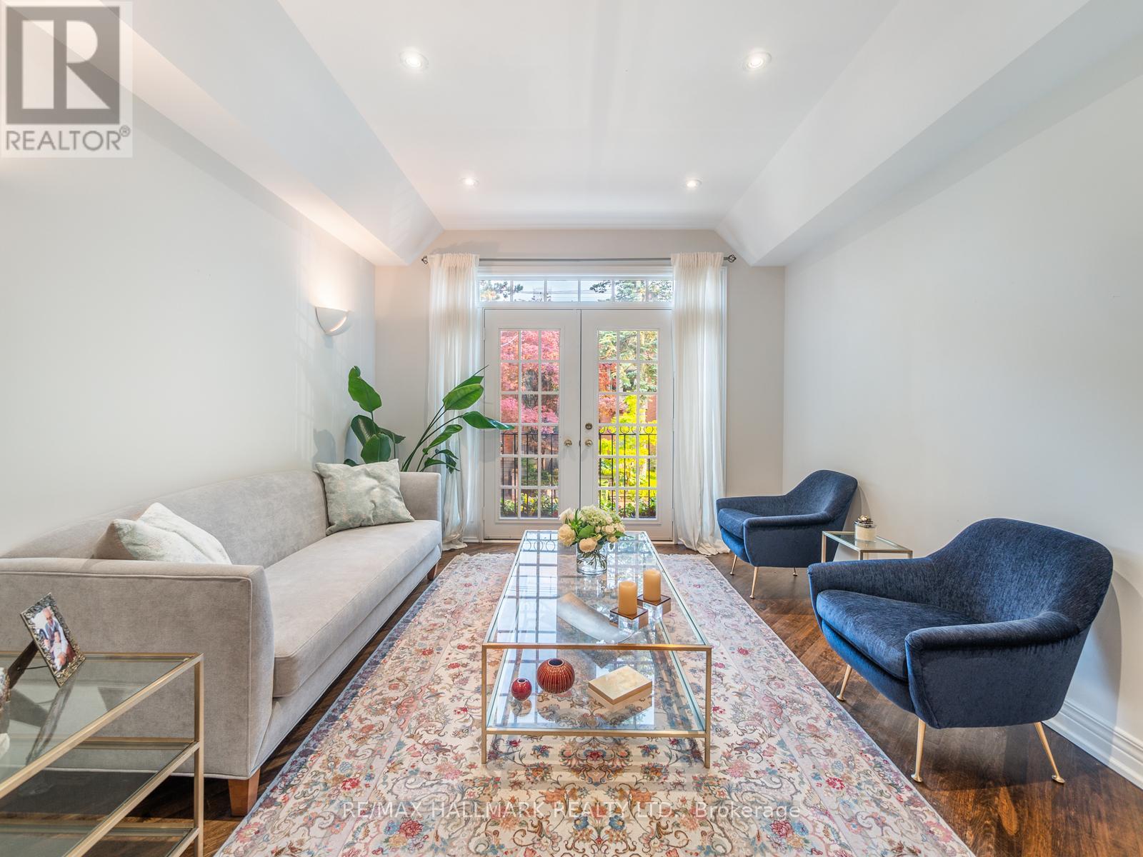 74 Macpherson Avenue, Toronto, Ontario  M5R 1W8 - Photo 6 - C12783184