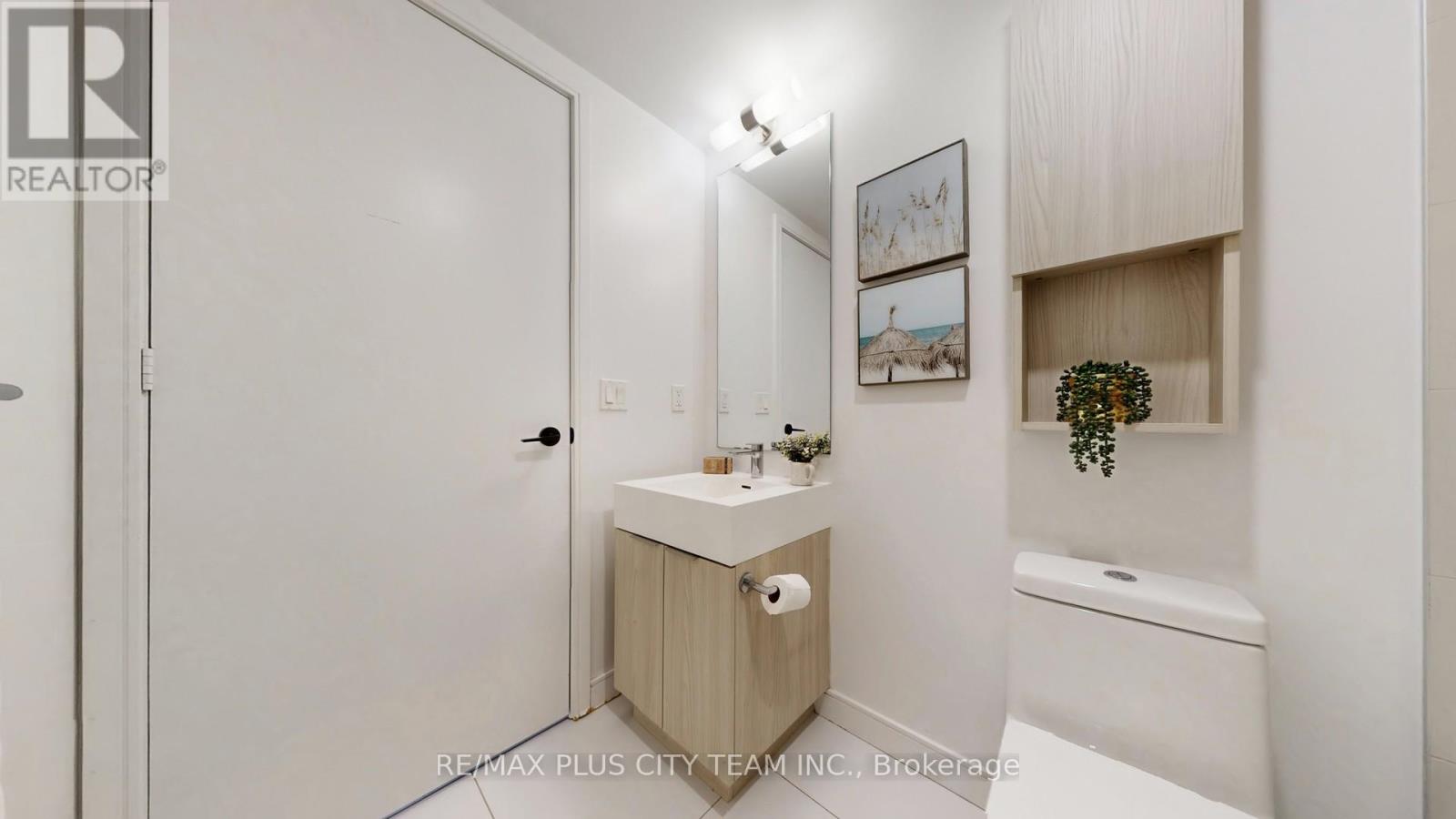 S120 - 180 Mill Street, Toronto, Ontario  M5A 0V7 - Photo 13 - C12783210