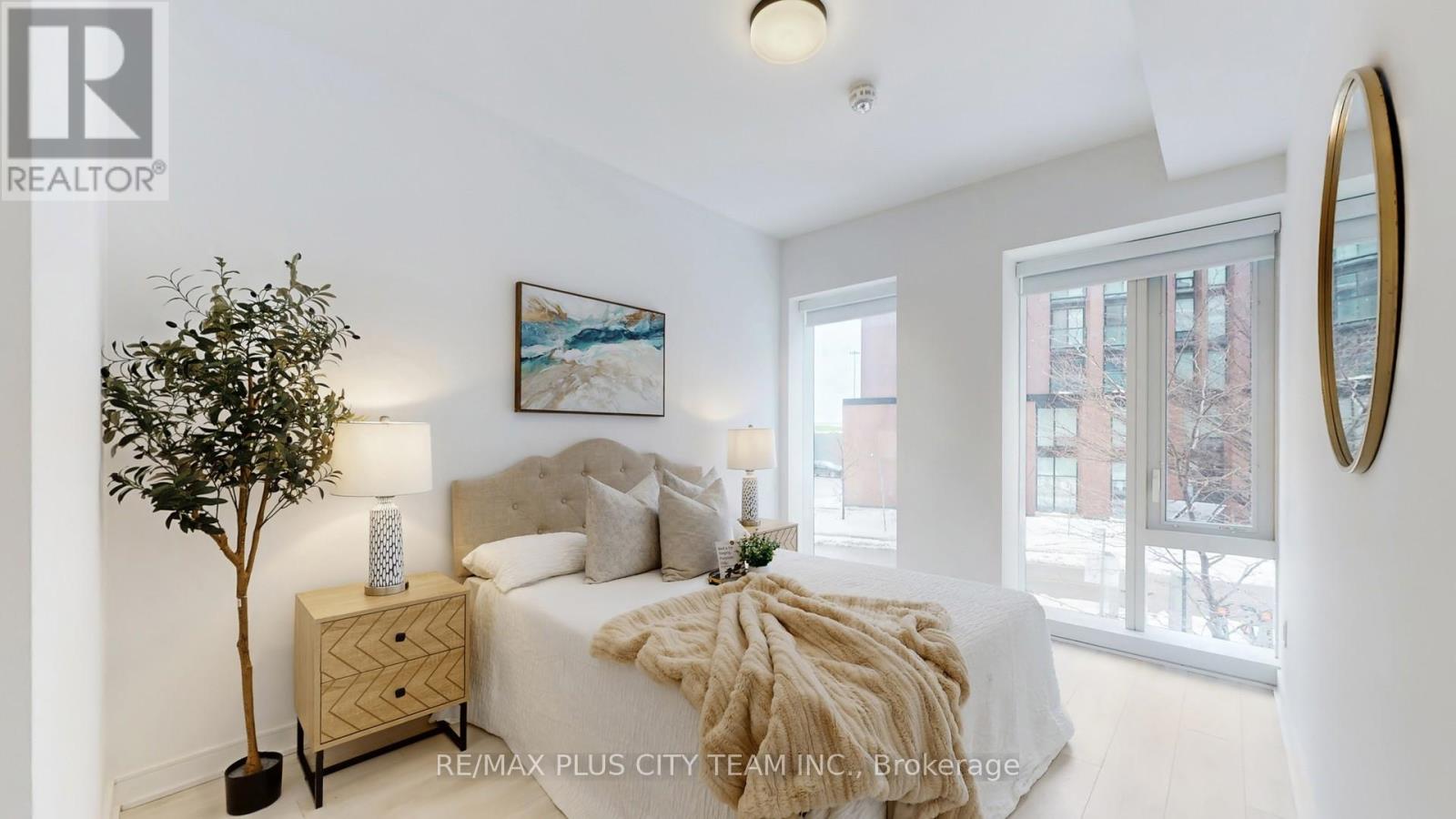 S120 - 180 Mill Street, Toronto, Ontario  M5A 0V7 - Photo 18 - C12783210