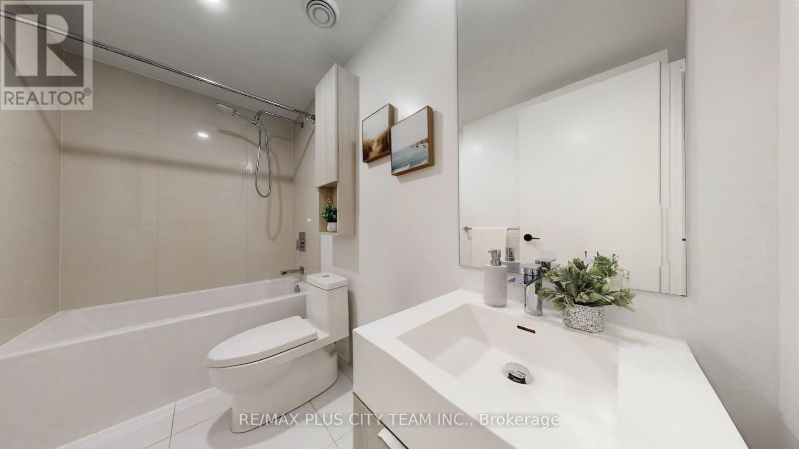 S120 - 180 Mill Street, Toronto, Ontario  M5A 0V7 - Photo 28 - C12783210